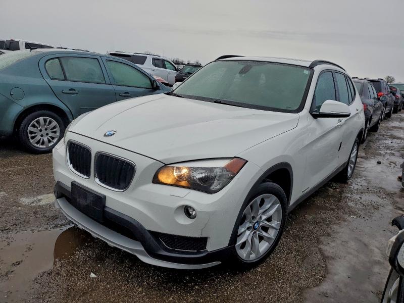 BMW X1 XDRIVE2 2015 with VIN WBAVL1C51FVY30781 - Photo from auction