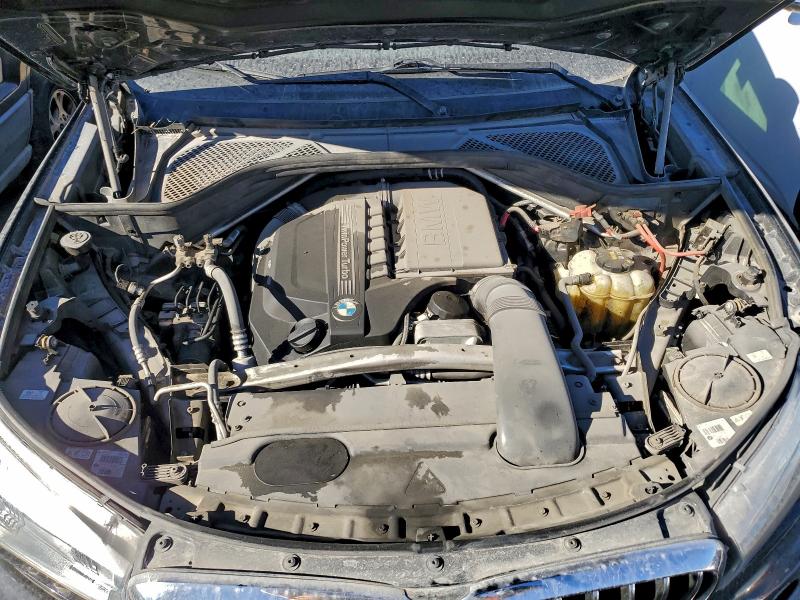 Photo 12 from auction – 2017 BMW X5 XDRIVE3 with VIN 5UXKR0C3XH0X77381