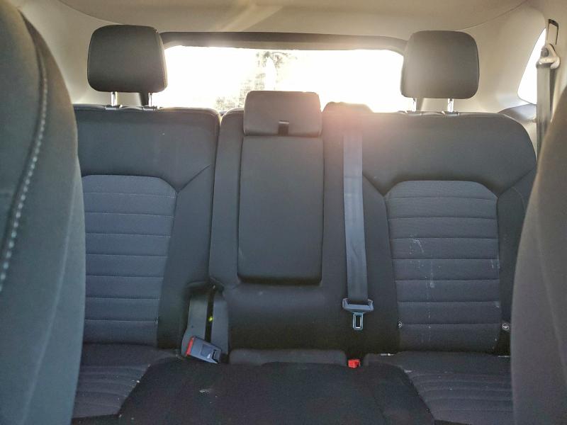Photo 10 from auction – 2017 FORD EDGE SE with VIN 2FMPK3G96HBC09957