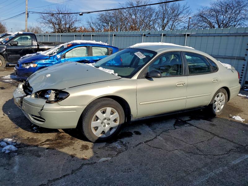 FORD TAURUS SE 2004 con VIN 1FAFP53254G187805 - Foto de la subasta