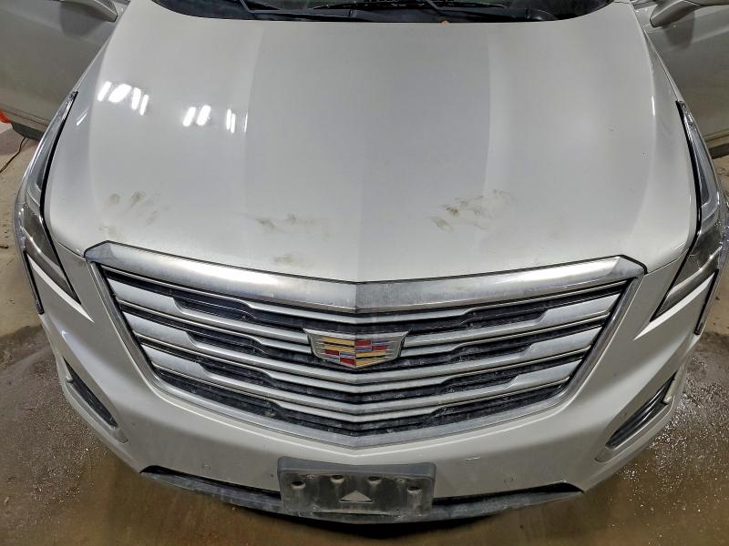 Photo 12 from auction – 2018 CADILLAC XT5 PREMIU with VIN 1GYKNFRS0JZ228346