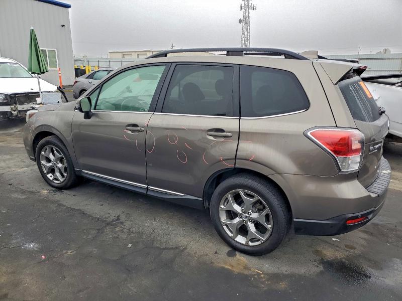 Photo 2 from auction – 2018 SUBARU FORESTER 2 with VIN JF2SJAWC2JH617482