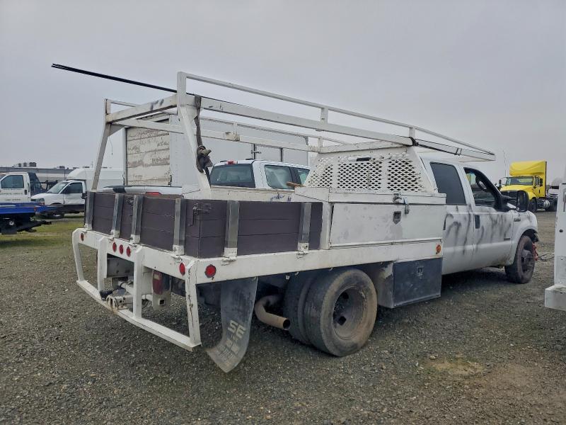 Photo 3 from auction – 2006 FORD F350 SUPER with VIN 1FDWW36PX6EC54451