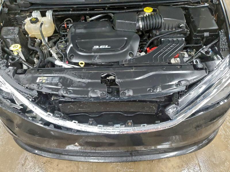 Photo 12 from auction – 2017 CHRYSLER PACIFICA L with VIN 2C4RC1CG7HR657487