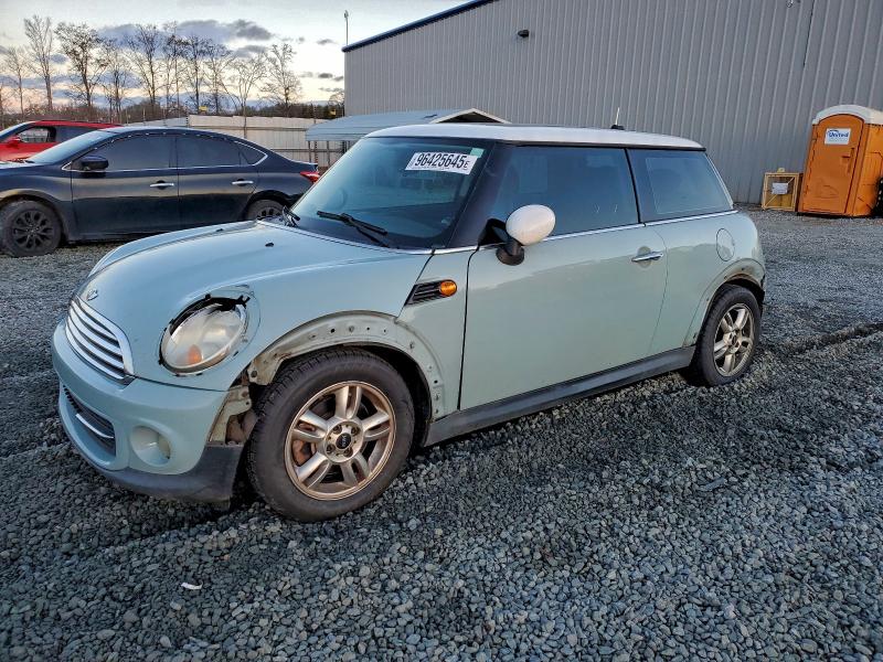MINI COOPER 2013 with VIN WMWSU3C59DT373822 - Photo from auction