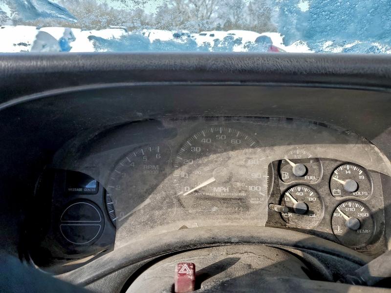 Photo 9 from auction – 2002 CHEVROLET SILVERADO with VIN 1GCEK14TX2Z297853