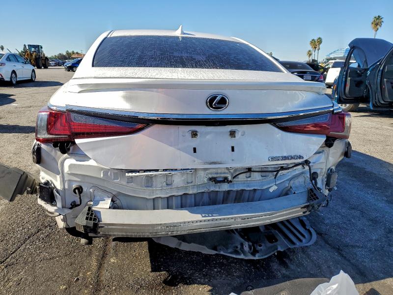 Photo 6 from auction – 2021 LEXUS ES 300H with VIN 58ADA1C14MU002443