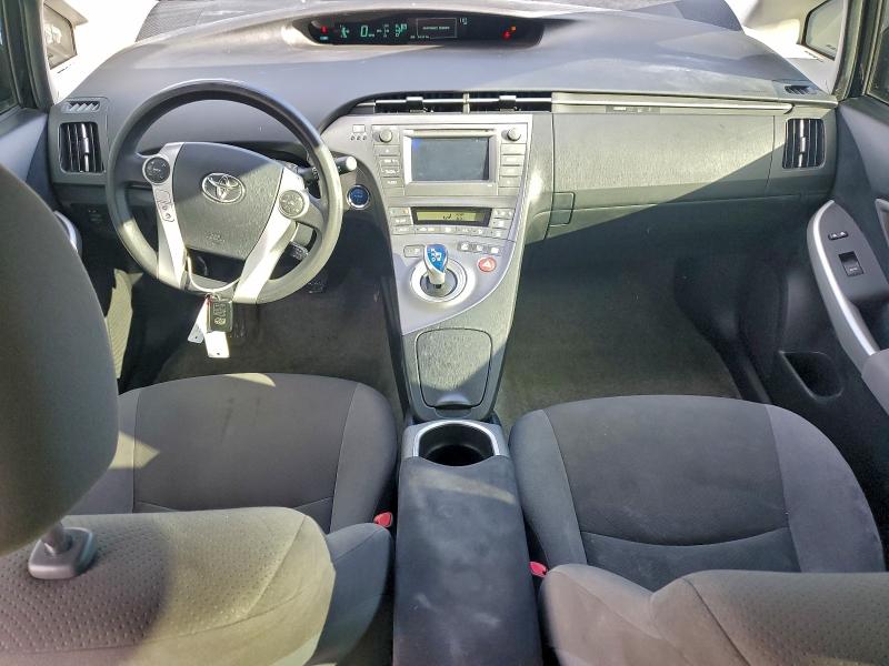 Photo 8 from auction – 2013 TOYOTA PRIUS with VIN JTDKN3DU3D5698038
