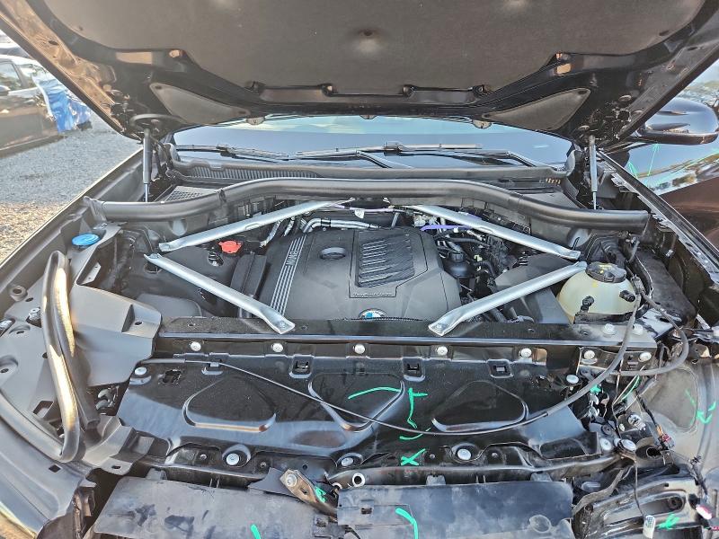 Photo 12 from auction – 2021 BMW X7 XDRIVE4 with VIN 5UXCW2C03M9H66522