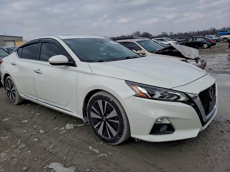 Photo 4 from auction – 2019 NISSAN ALTIMA SV with VIN 1N4BL4DV5KN313635