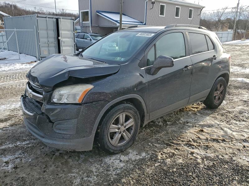 CHEVROLET TRAX 1LT 2015 with VIN 3GNCJLSB1FL253907 - Photo from auction