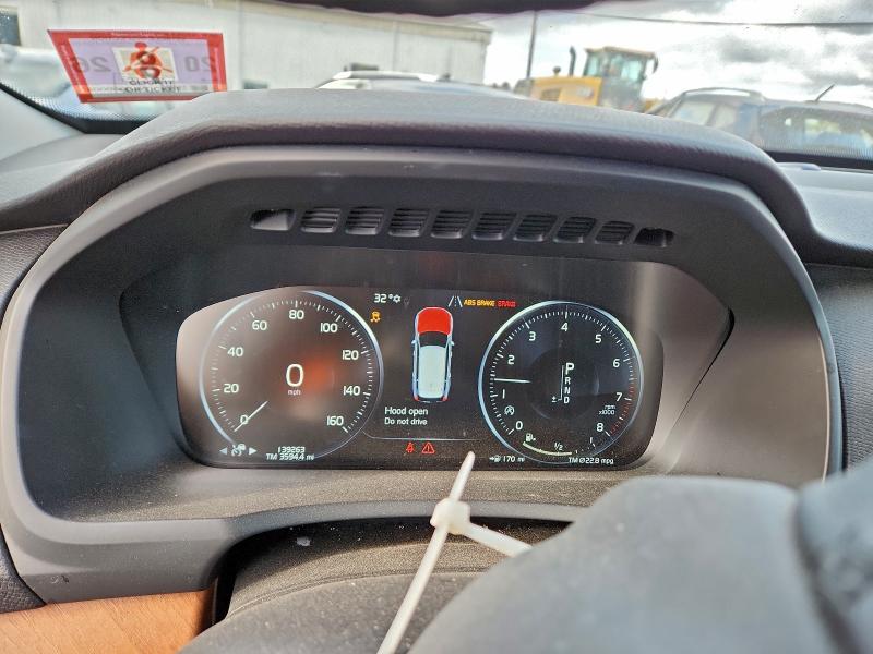 Photo 9 from auction – 2018 VOLVO XC90 T6 with VIN YV4A22PL6J1193984