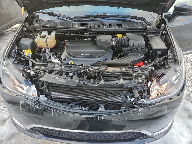 Photo 12 from auction – 2018 CHRYSLER PACIFICA with VIN 2C4RC1EG5JR228495