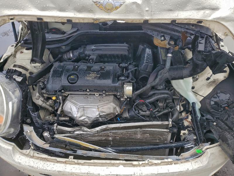Photo 11 from auction – 2009 MINI COOPER with VIN WMWMR33529TU95522