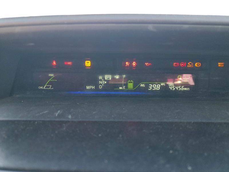 Photo 9 from auction – 2013 TOYOTA PRIUS V with VIN JTDZN3EU3D3252111