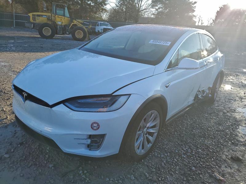 TESLA MODEL X 2018 with VIN 5YJXCBE21JF133753 - Photo from auction