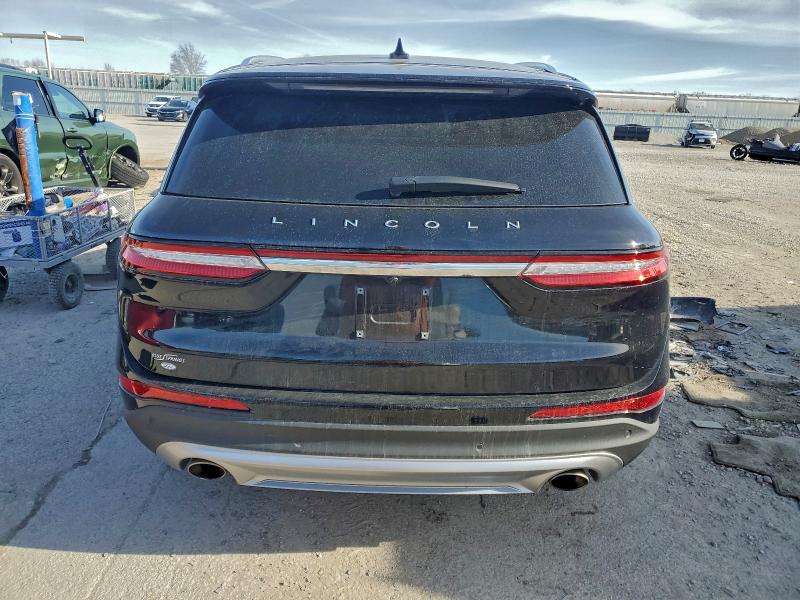 Photo 6 from auction – 2022 LINCOLN CORSAIR with VIN 5LMCJ1C97NUL12349