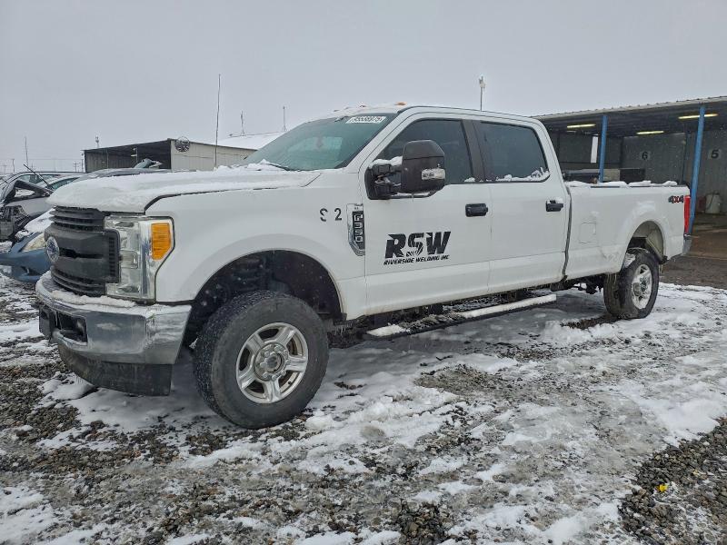 FORD F350 SUPER 2017 مع رقم تعريف المركبة 1FT8W3B60HEC44444 - صورة من المزاد