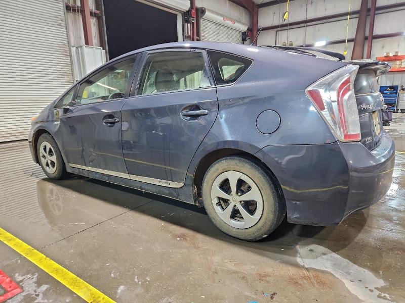 Photo 2 from auction – 2014 TOYOTA PRIUS with VIN JTDKN3DU0E1764375