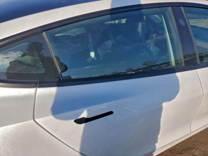 Photo 10 from auction – 2022 TESLA MODEL 3 with VIN 5YJ3E1EA7NF143879
