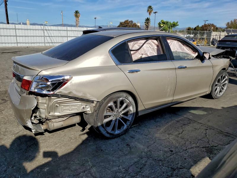 Photo 3 from auction – 2014 HONDA ACCORD with VIN 1HGCR2F53EA272238