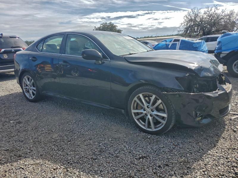 Photo 4 from auction – 2006 LEXUS IS 350 with VIN JTHBE262365006383