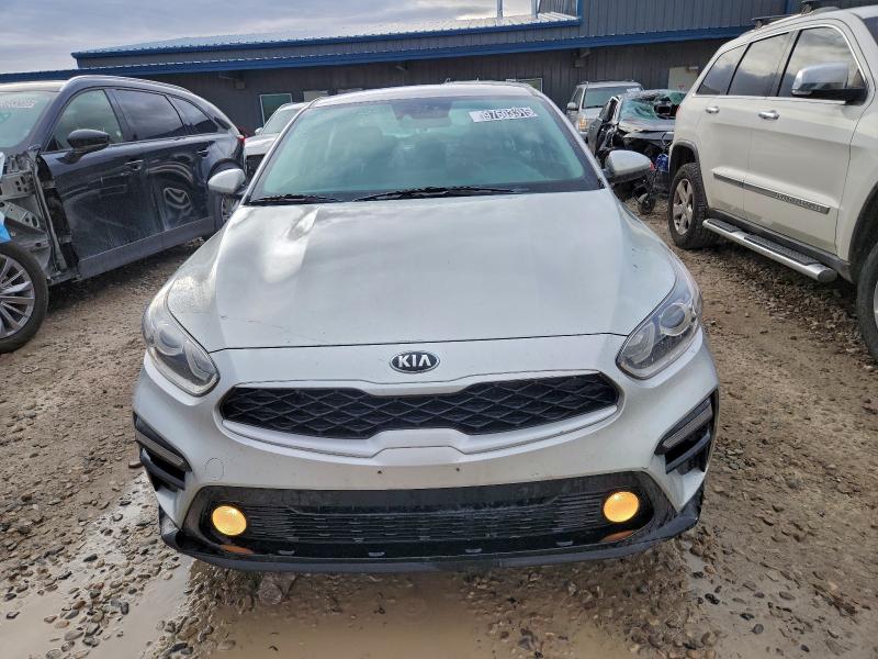 Photo 5 from auction – 2021 KIA FORTE FE with VIN 3KPF24ADXME319612