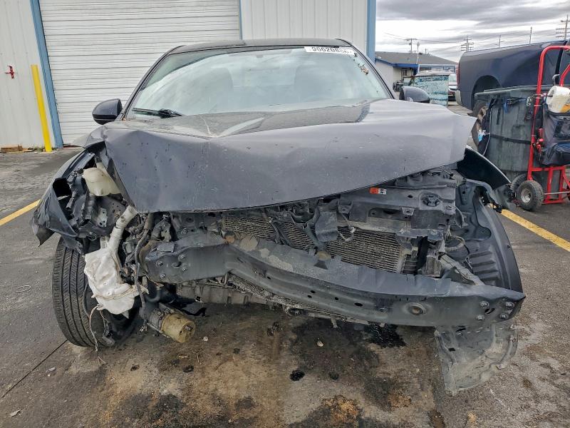Photo 5 from auction – 2011 MAZDA 3 I with VIN JM1BL1VG6B1408009
