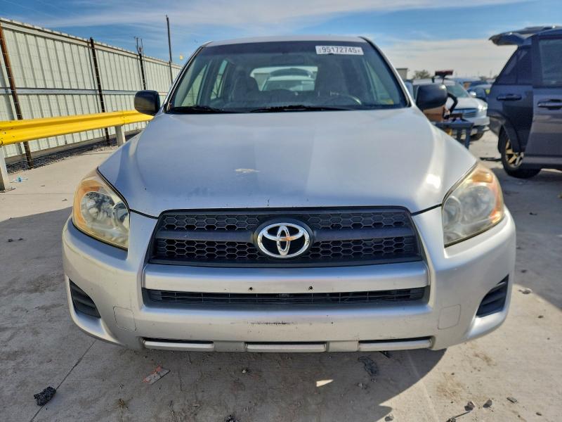 Photo 5 from auction – 2009 TOYOTA RAV4 with VIN JTMBF33V39D013167
