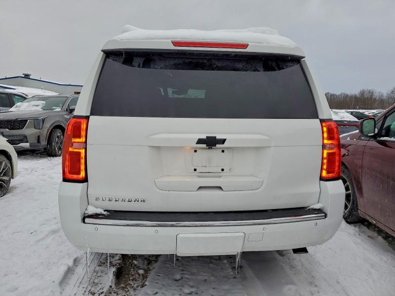 Photo 6 from auction – 2016 CHEVROLET SUBURBAN K with VIN 1GNSKJKC1GR348256