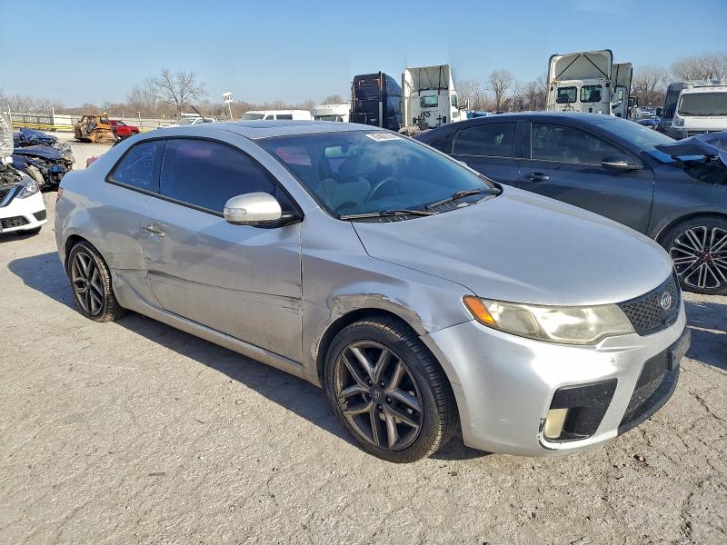 Photo 4 from auction – 2010 KIA FORTE SX with VIN KNAFW6A39A5245921