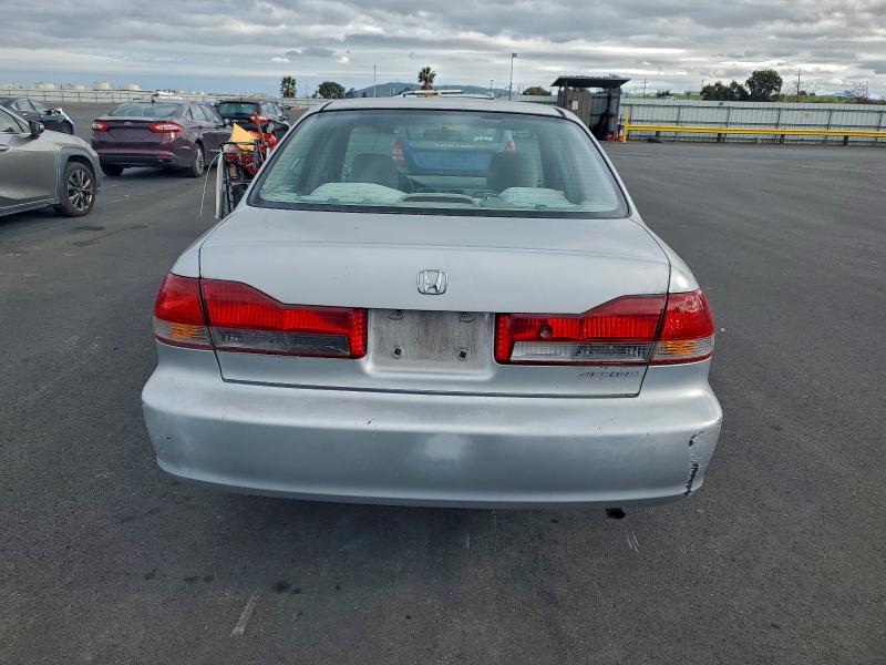 Photo 6 from auction – 2002 HONDA ACCORD VAL with VIN 1HGCF86652A015047