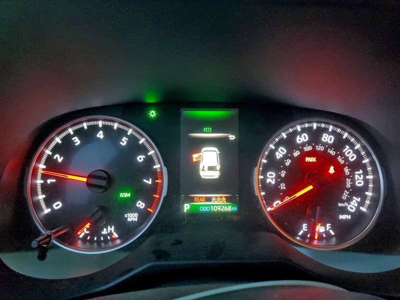 Photo 9 from auction – 2020 TOYOTA RAV4 XLE with VIN 2T3P1RFV7LC076402