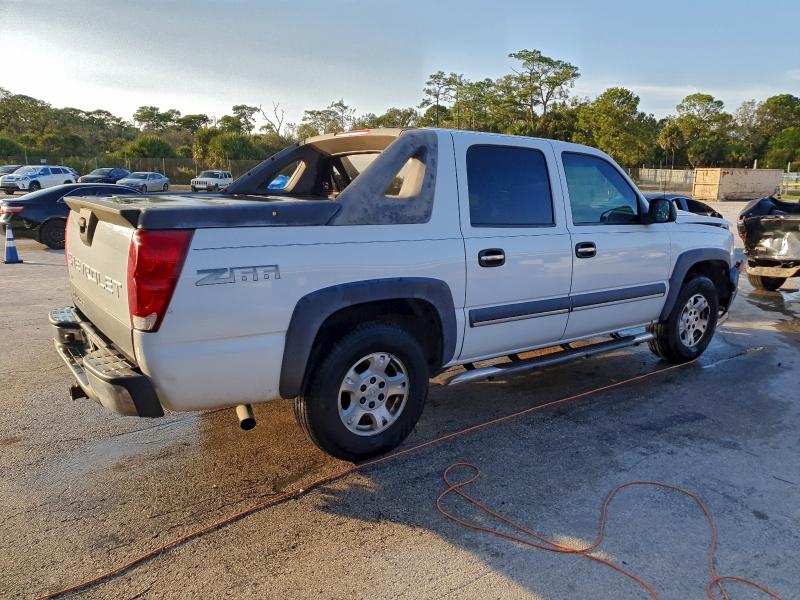 Photo 3 from auction – 2003 CHEVROLET AVALANCHE with VIN 3GNEC13T93G343440