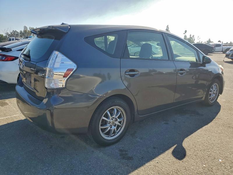 Photo 3 from auction – 2014 TOYOTA PRIUS V with VIN JTDZN3EU5EJ008876