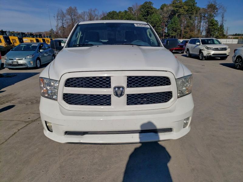Photo 5 from auction – 2013 RAM 1500 ST with VIN 1C6RR6FTXDS629350