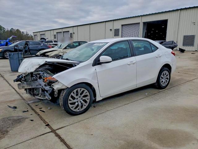 TOYOTA COROLLA L 2018 with VIN 2T1BURHE8JC092547 - Photo from auction