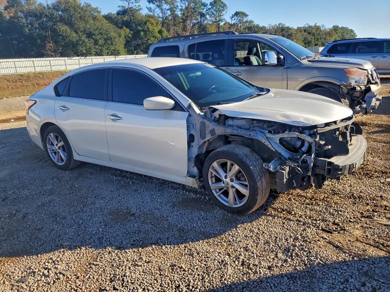 Photo 4 from auction – 2014 NISSAN ALTIMA with VIN 1N4AL3AP5EC138167