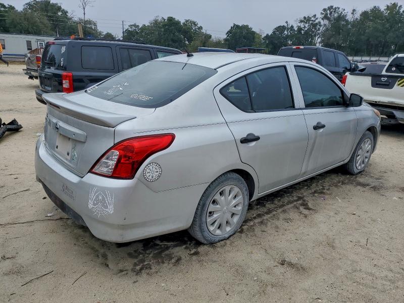Photo 3 from auction – 2019 NISSAN VERSA S with VIN 3N1CN7AP3KL824490