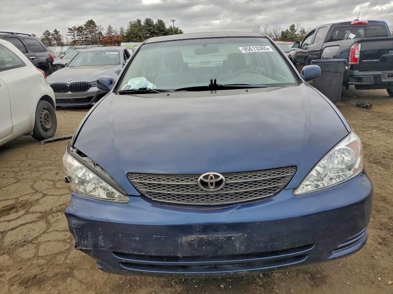Photo 5 from auction – 2004 TOYOTA CAMRY with VIN 4T1BE32K04U280197