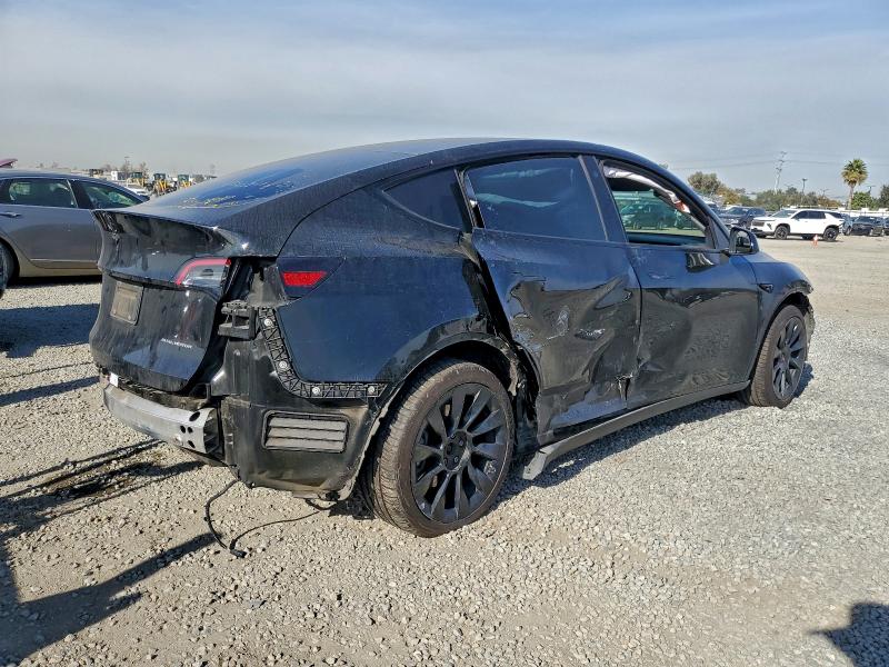 Фото 3 с аукциона – 2022 TESLA MODEL Y с VIN 7SAYGDEE0NF317220