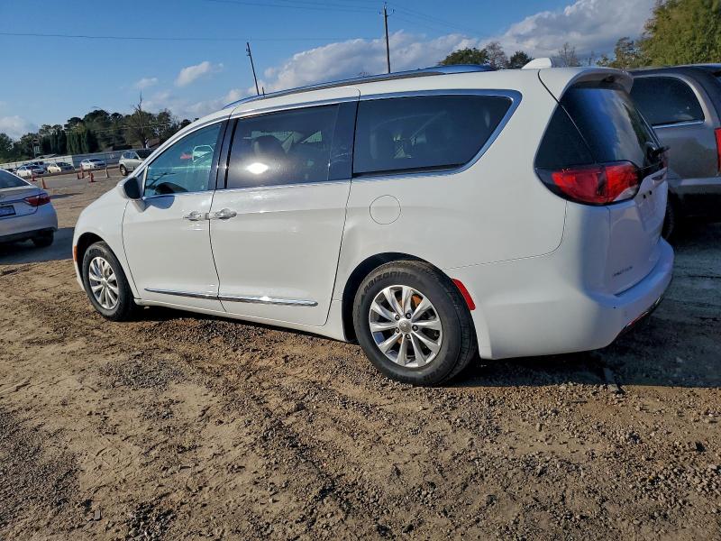 Photo 2 from auction – 2019 CHRYSLER PACIFICA T with VIN 2C4RC1BG7KR730365