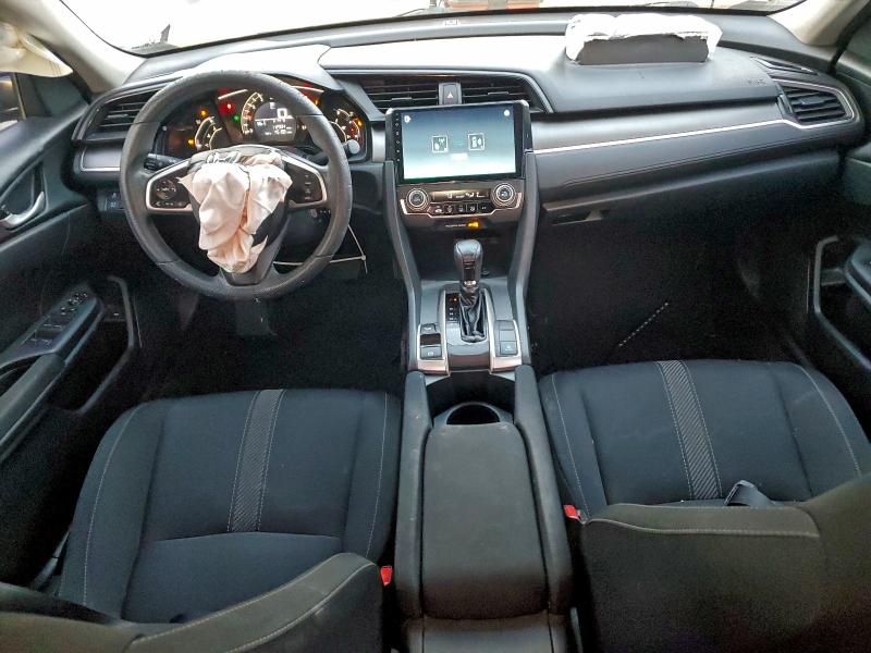 Photo 8 from auction – 2017 HONDA CIVIC LX with VIN 2HGFC2F51HH558349