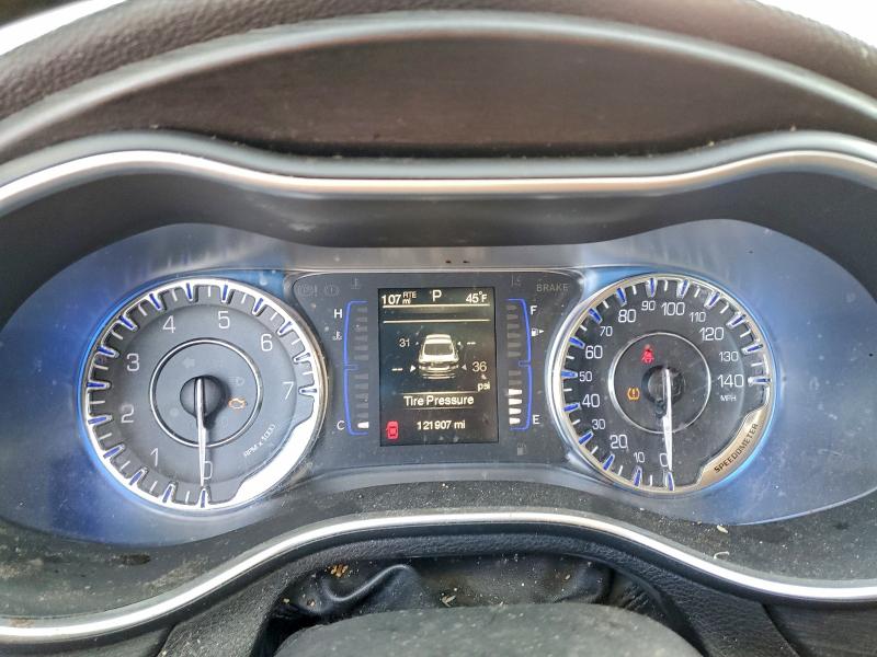 Photo 9 from auction – 2015 CHRYSLER 200 LIMITE with VIN 1C3CCCAB0FN611880
