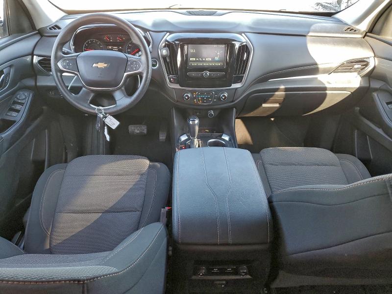 Photo 8 from auction – 2019 CHEVROLET TRAVERSE L with VIN 1GNERFKWXKJ205152