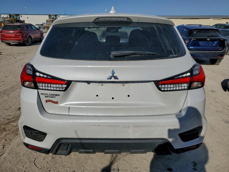 Photo 6 from auction – 2023 MITSUBISHI OUTLANDER with VIN JA4ARUAU0PU004839