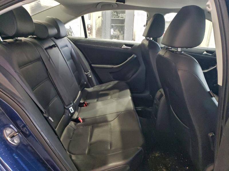 Photo 10 from auction – 2014 VOLKSWAGEN JETTA with VIN 3VWD17AJ5EM237583