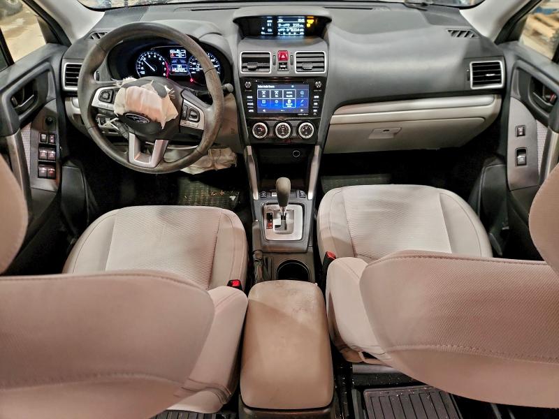 Photo 8 from auction – 2017 SUBARU FORESTER 2 with VIN JF2SJAGC6HH447510
