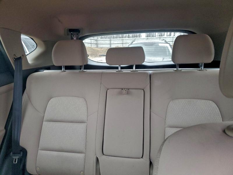Photo 10 from auction – 2017 HYUNDAI TUCSON LIM with VIN KM8J3CA44HU256589