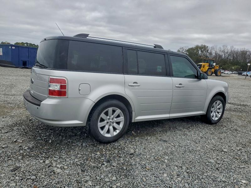 Photo 3 from auction – 2009 FORD FLEX SE with VIN 2FMDK51C29BA26902